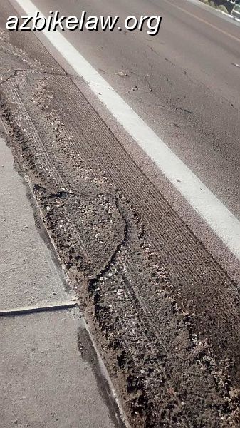 Warner-1-r.jpg - For comparison, here is a significantly sub-standard width (2'?) Bike Lane, that has the further problems of being not only deteriorated, but a large gutter-edge problem has developed over time. City of Tempe; Warner Road near Kyrene.see  azbikelaw.org/blog/warner-and-kyrene  for more about that.